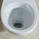 Cuvette suspendue NF blanche en céramique + abattant blanc