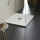 Receveur de douche 90x90 extraplat antid&eacute;rapant blanc effet textur&eacute; + bonde - Ceane